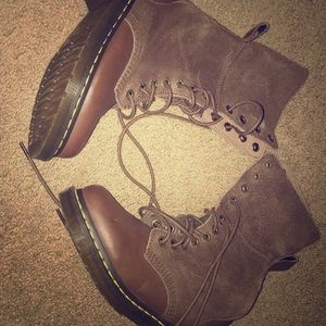 Dr Martens Boots size 4